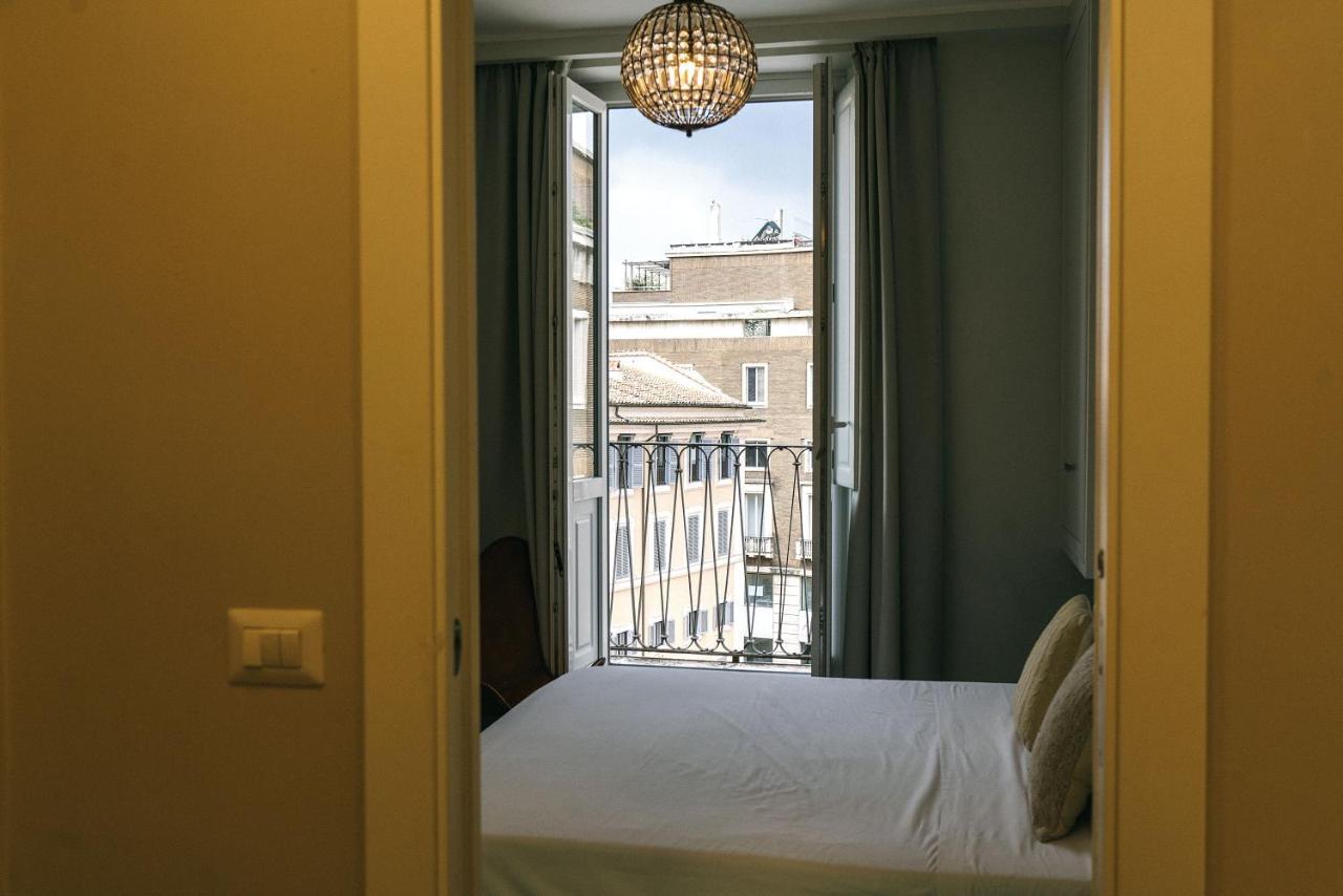 Della Croce Luxury Hotel Rome Exterior photo